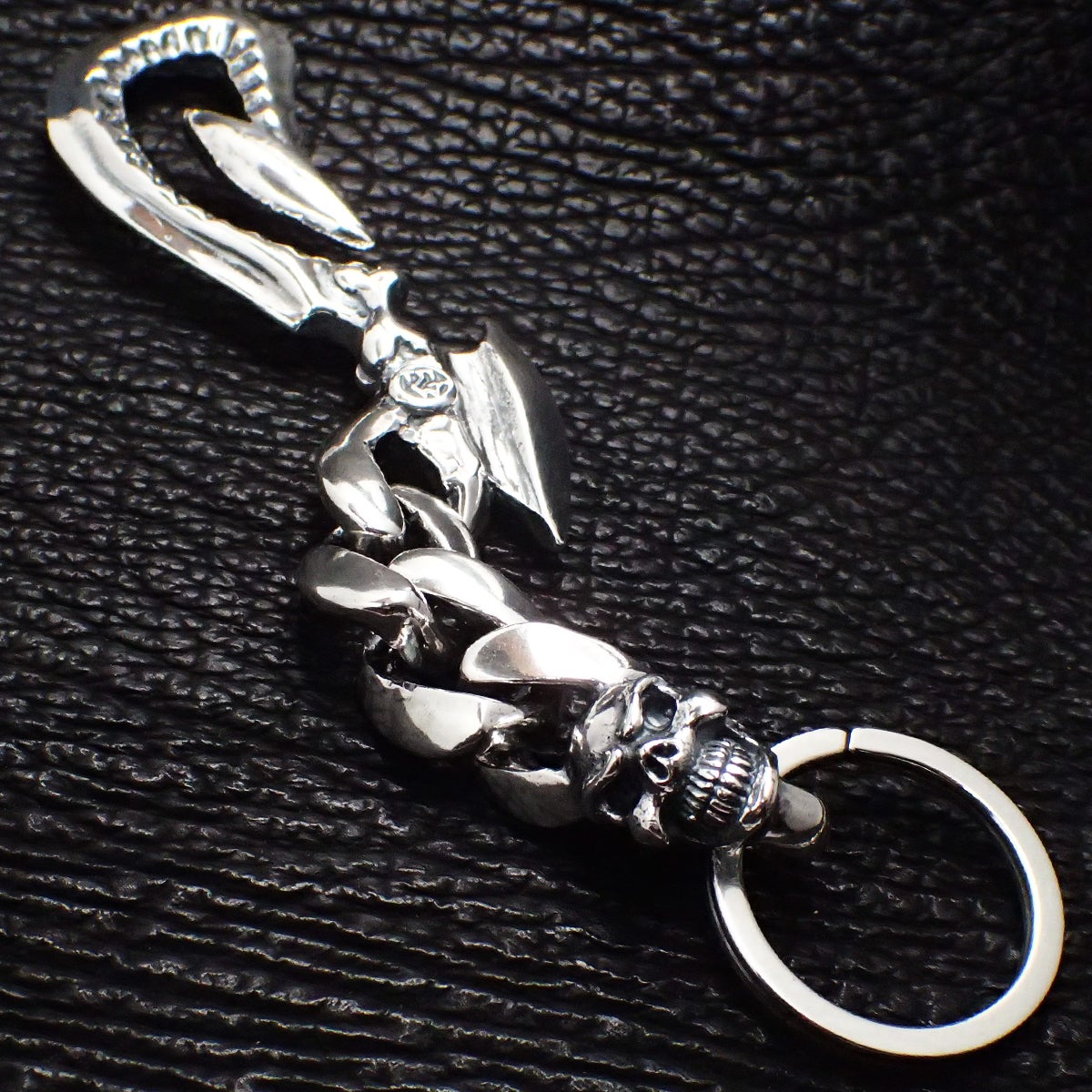 トラヴィスワーカー/キューバンフックキーチェーンw/スカル