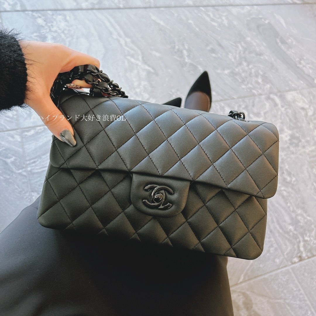 CHANELマトラッセ ソーブラック(オールブラック)を購入して思うこと
