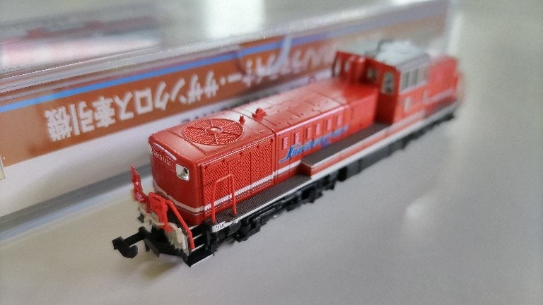 MICROACE A8704 DE10-1131& TOMIX 2238 DE10-1756入線 | 約40年ぶり