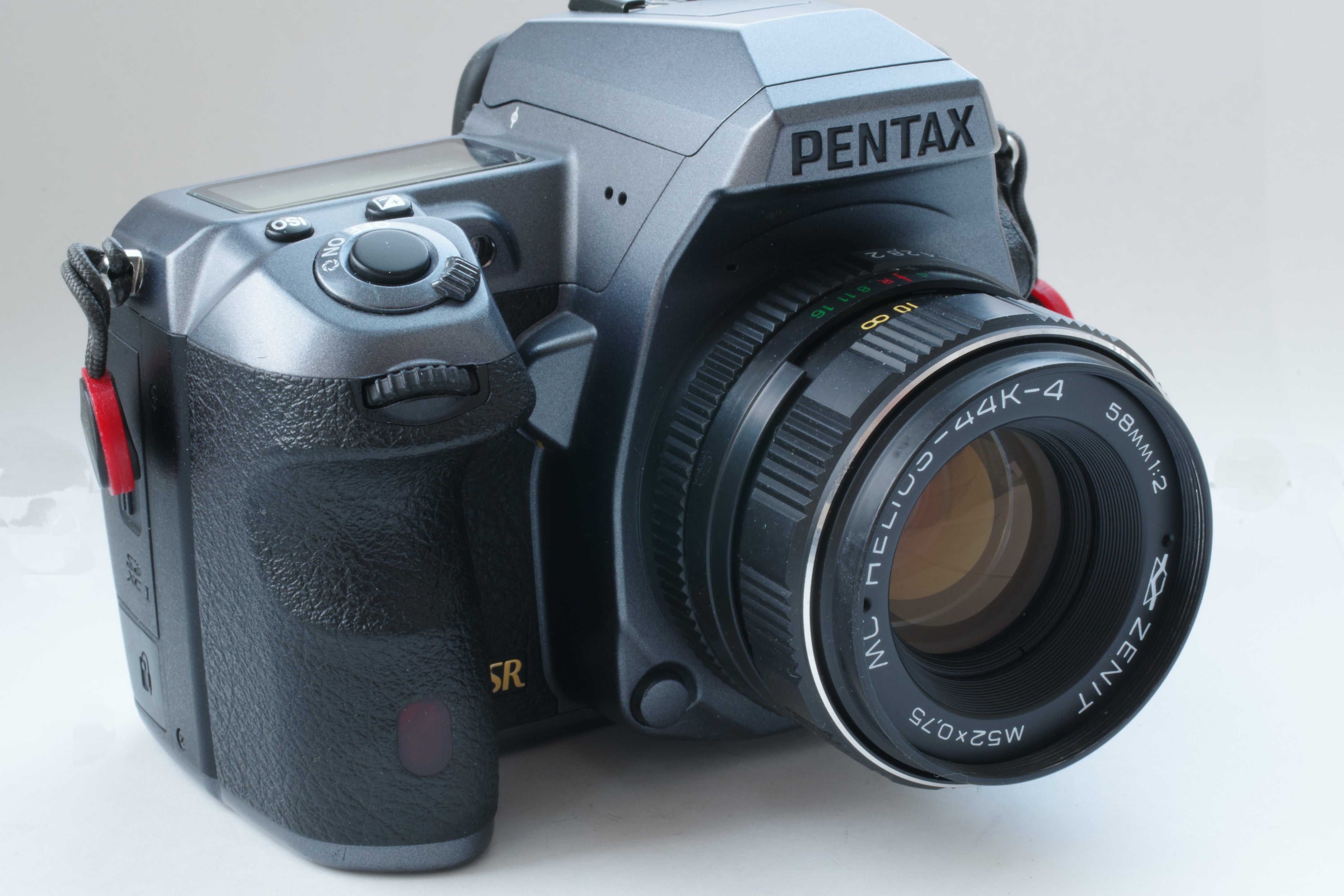 Zenit MC Helios 44K-4 58mm F2 – 久しぶりにこれで撮影しました