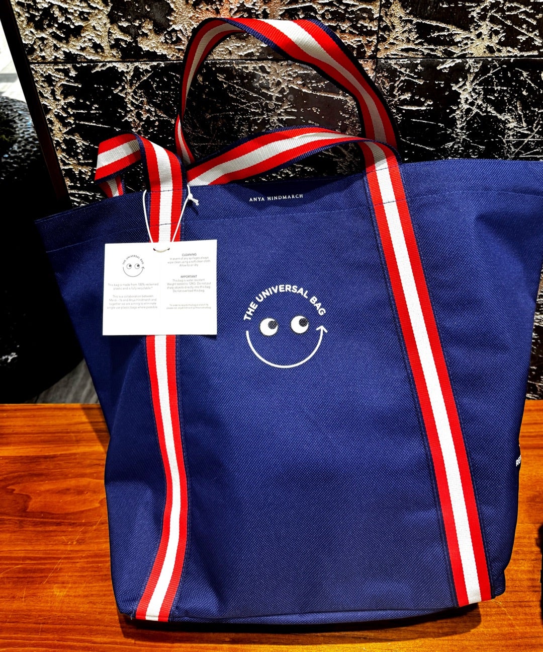 アニヤ・ハインドマーチ×明治屋ストアーコラボバッグ ゲットだぜ