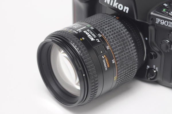 Ai AF Zoom Nikkor 28～105mm F3.5～4.5D(IF) | 出張撮影 スタジオ