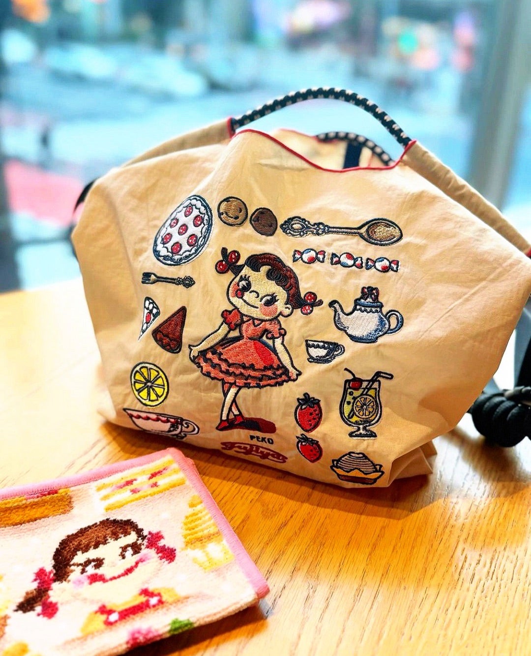 ペコちゃんとコラボᯓꨄ Ball＆Chain ＆ 東京スカイツリーと河津桜 ༘