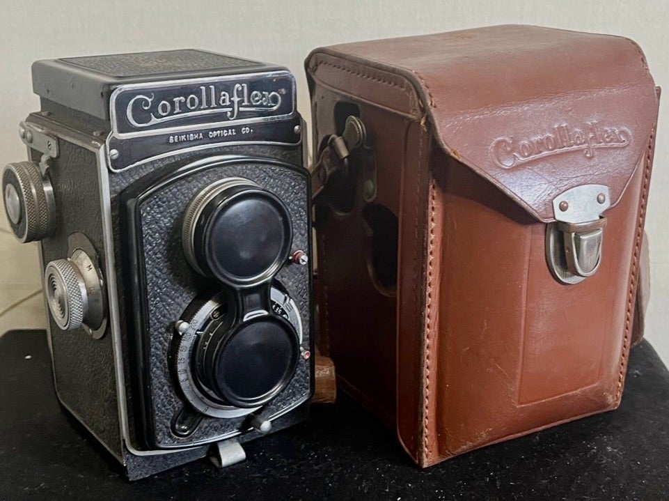 セミ判兼用二眼レフの話 | 四畳半カメラ大系