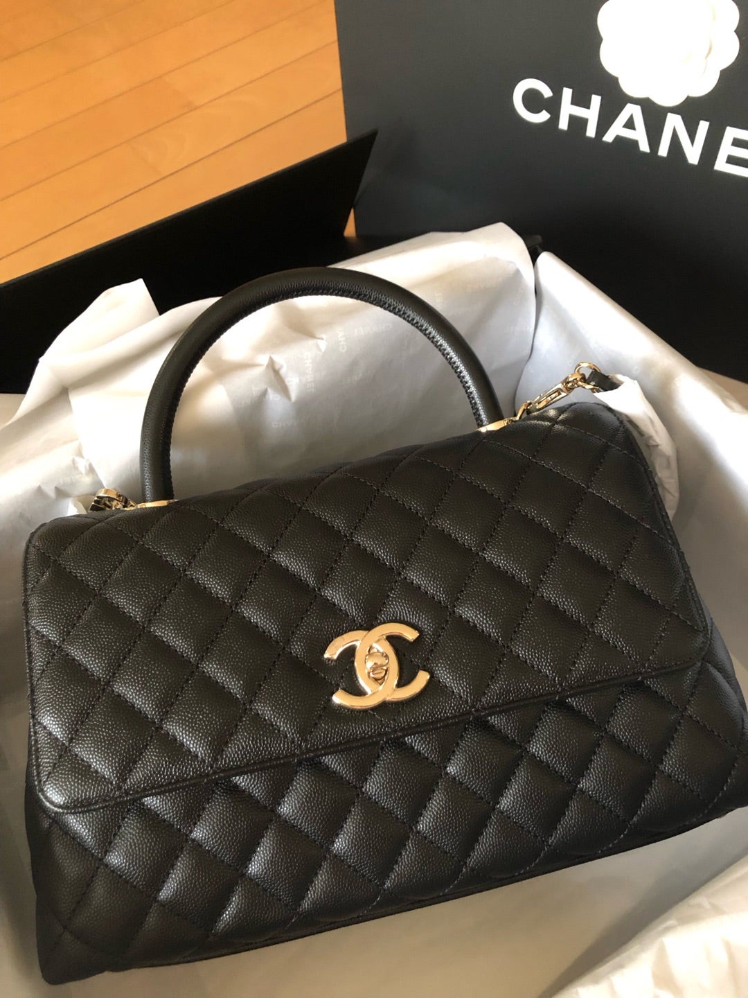 CHANEL ココハンドル29♡のお値段が遂に‼️ サイズ比較 | 人生は1度きり✨