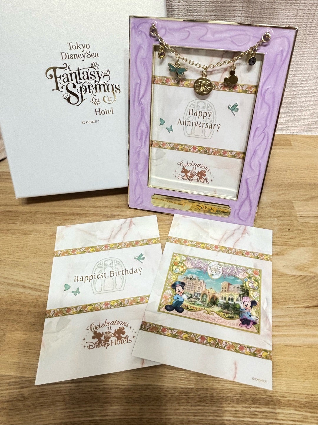 ファンタジースプリングスホテルのフォトフレーム | ディズニーと