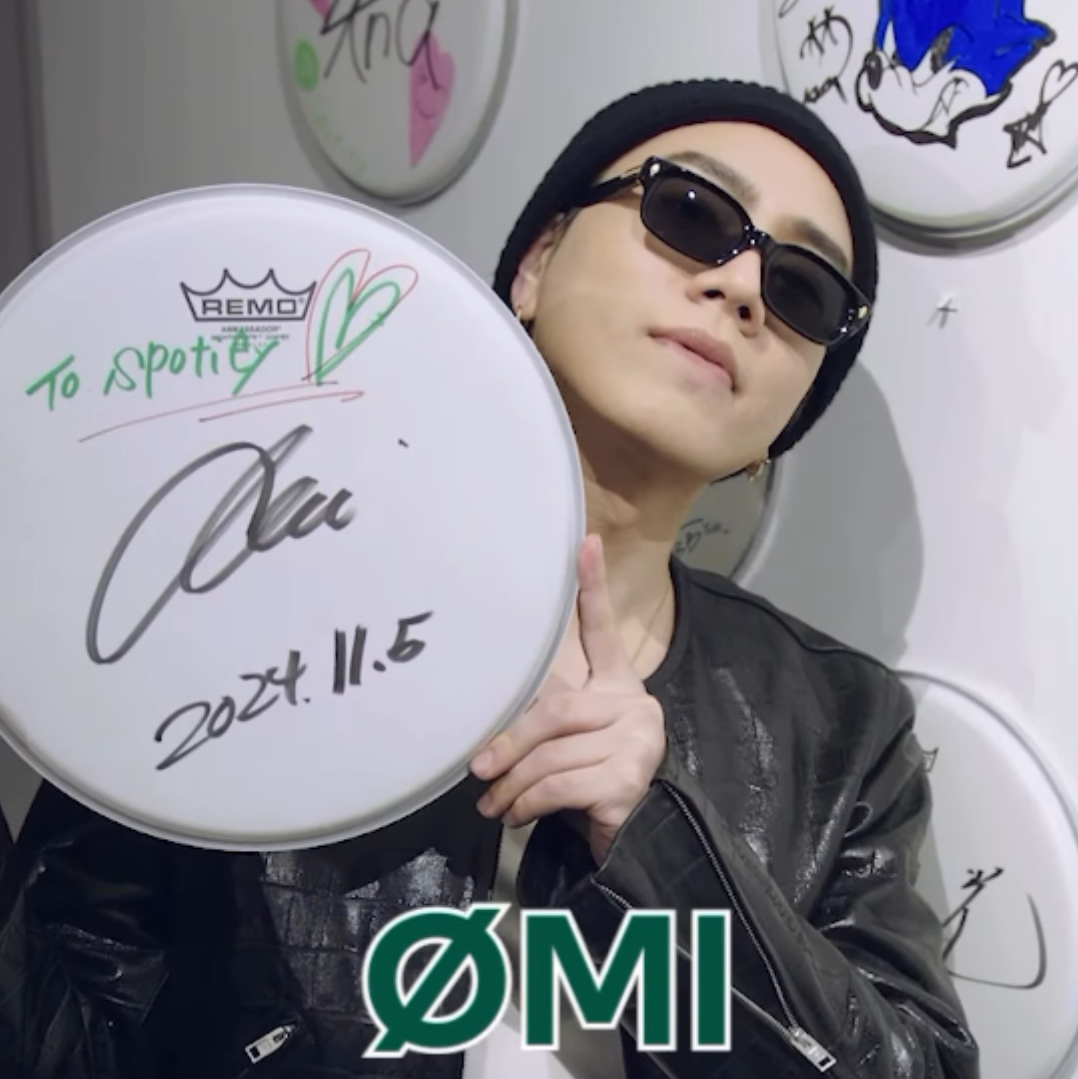 ØMI／登坂広臣 Spotifyオフィスでサイン書き | 三代目さんの記録係