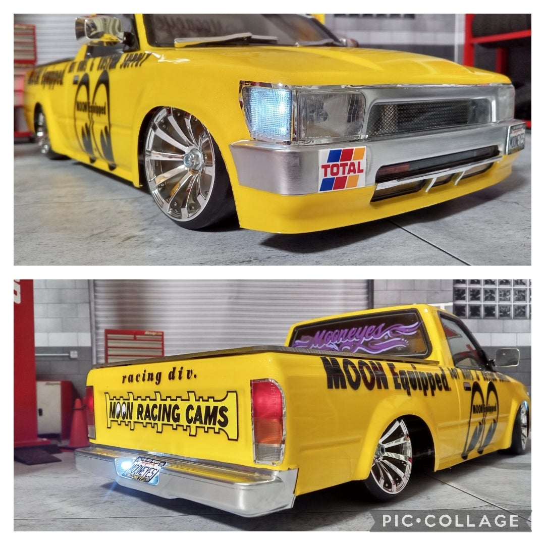 ストリートジャム製 トヨタ ハイラックス80 トラッキン ムーンアイズ