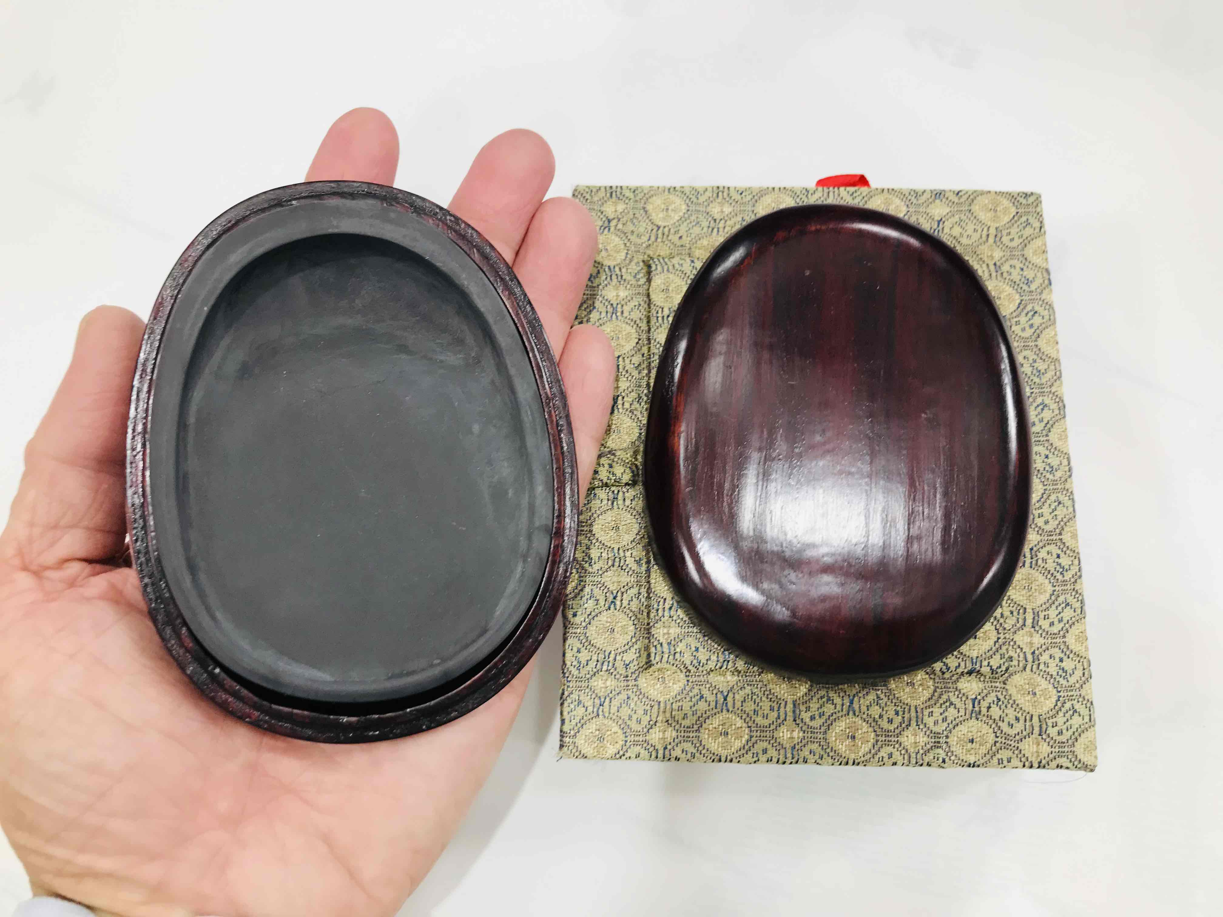 20年前の硯が出てきました。 | 紙と文具の専門店・ミフジ株式会社の