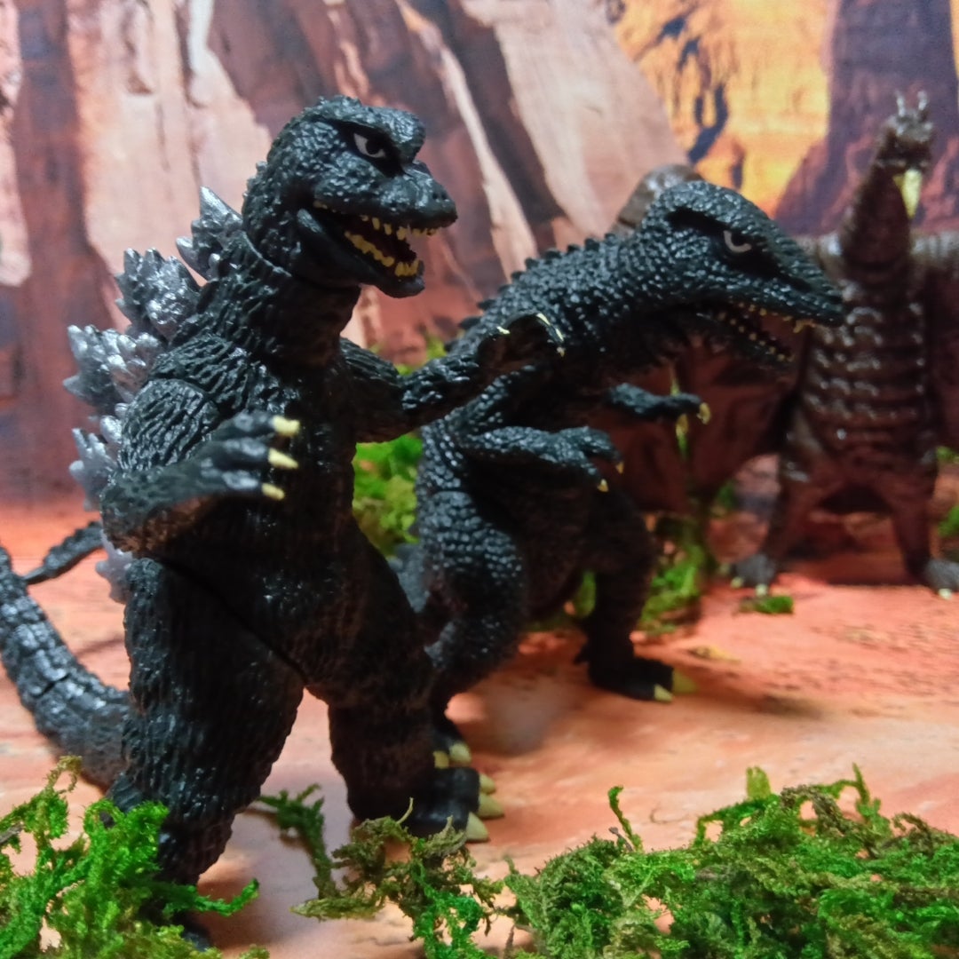 ガシャポン HGシリーズ ゴジラ 怪獣総進撃編 バラゴン ラドン ゴロ