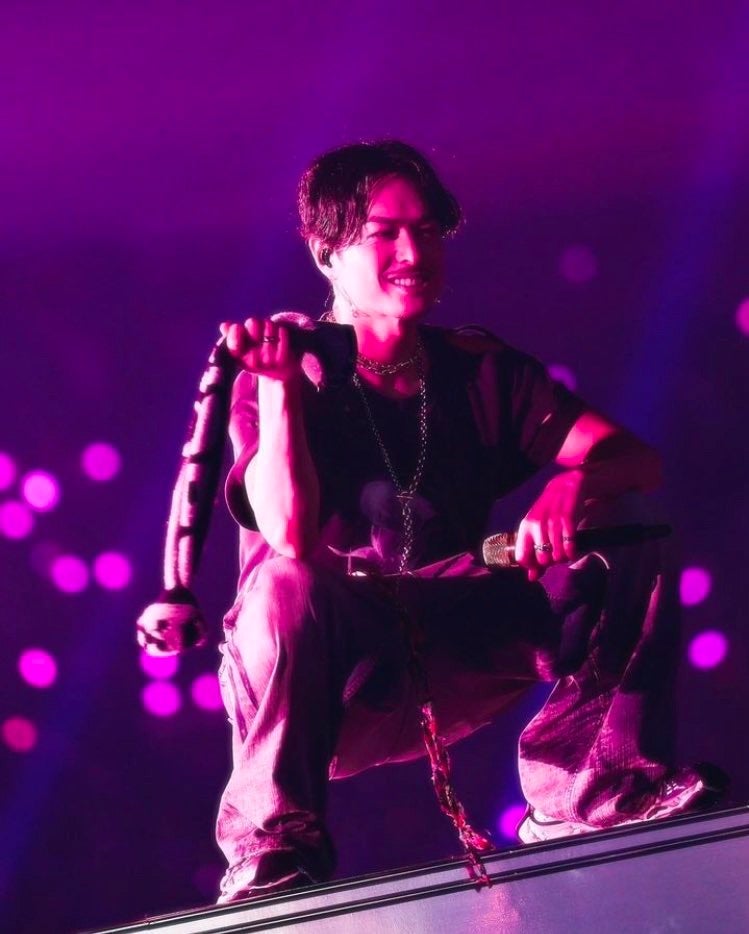 ☆ 今市隆二、鮮やかな赤＆真っ白な衣装をまとったステージSHOTに称賛