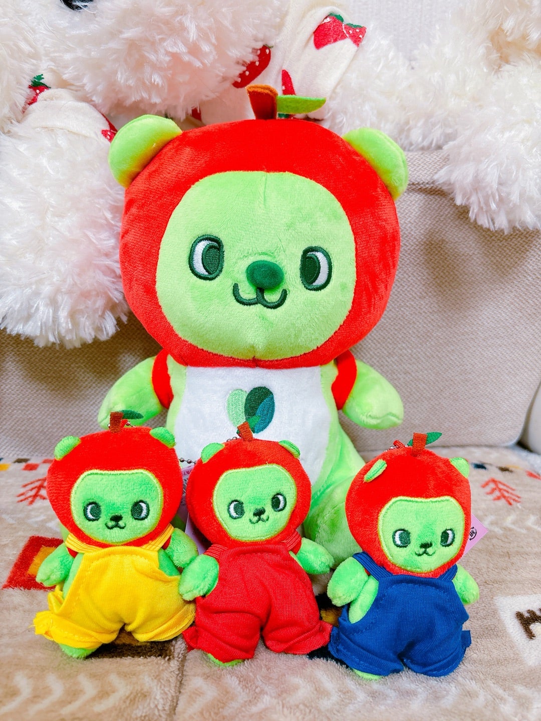 メメル」のぬいぐるみ & ぬいぐるみキーホルダーの再販売が決定！ | お