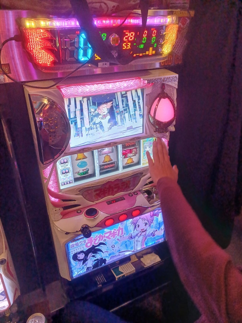 ハイパージャグラーV～B基盤 爆連Ver!！ ～in Butterfly | 池メンの