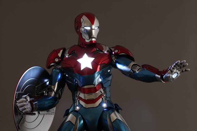 ホットトイズ アイアンパトリオット マーベル・コミック版 コミコン