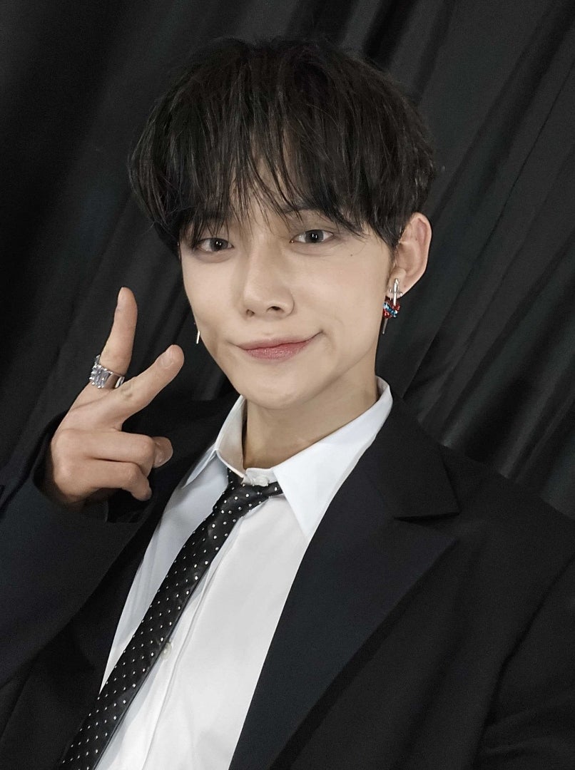 TXT 人気歌謡 サノク ヨンジュン トゥバ MC 公開収録 トレカ ③ TXT