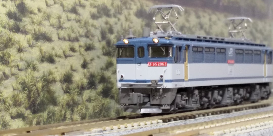 KATO EF65 2000 JR貨物2次更新色 入線‼️ (品番3061-4) | oketa-mokei