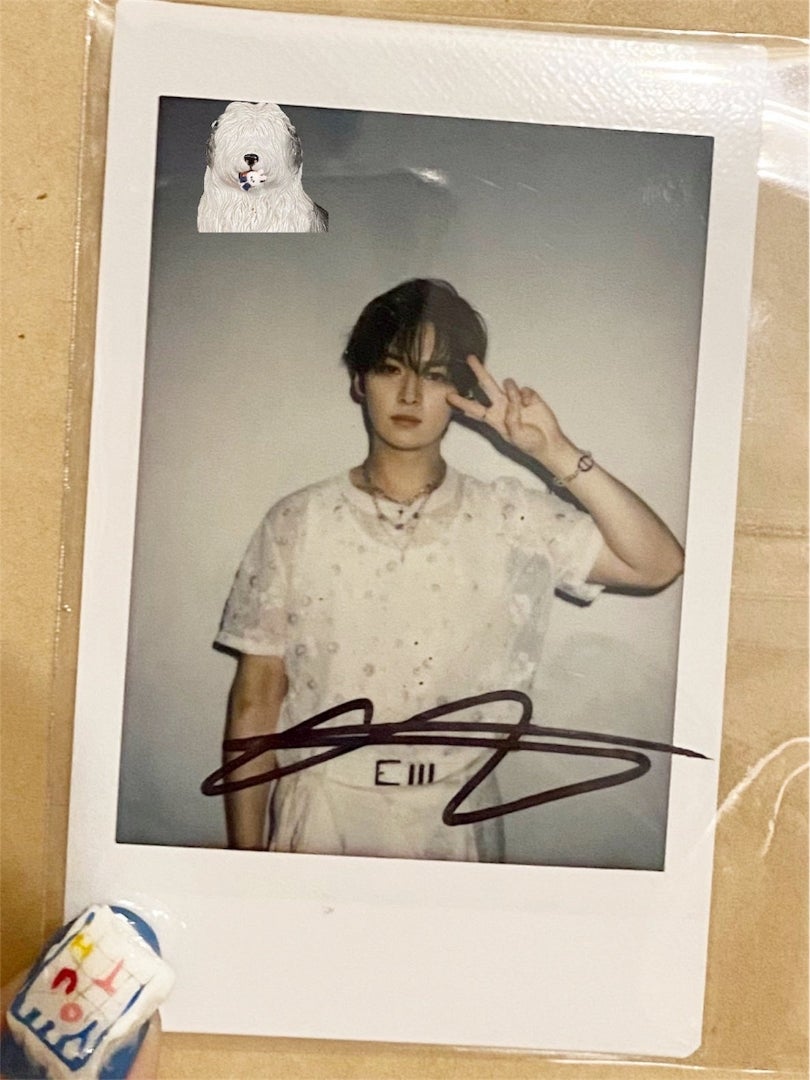 値下げ中】Stray Kids リノ 直筆サイン入りチェキ 値下げ中】Stray