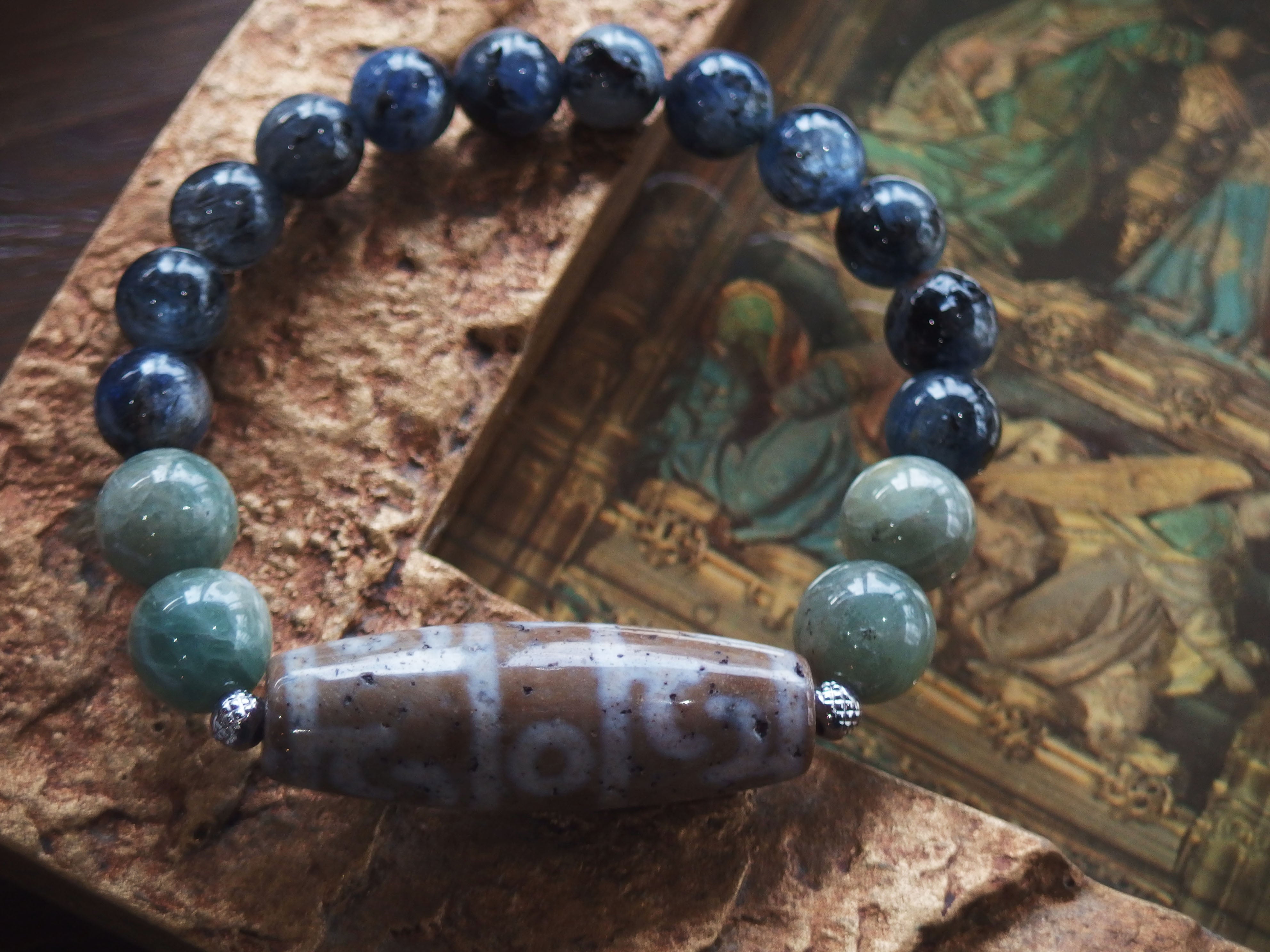 生きる意味を見つける三眼天珠 | Gems〜ジェムズ〜