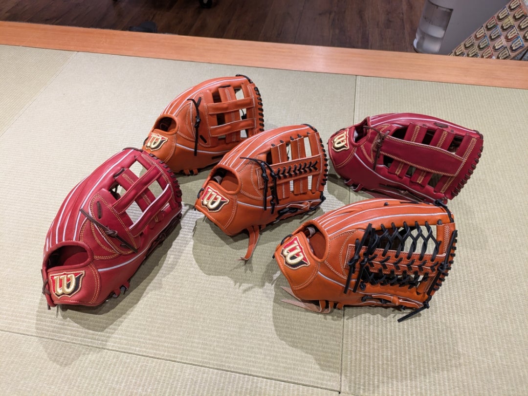 ウイルソン】硬式外野手用グラブ［D8S型］・［D8型］・［75型］／［50