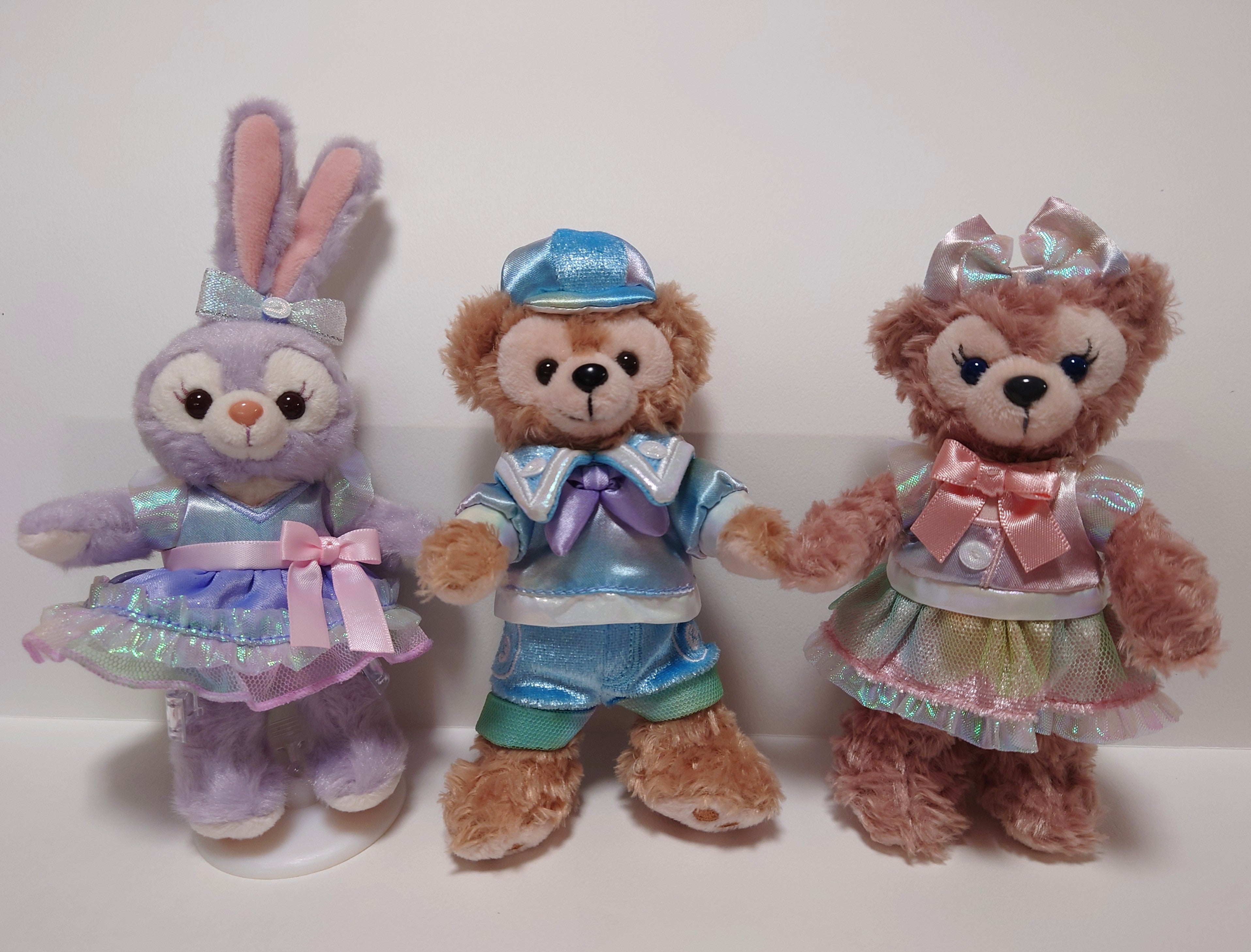 ダッフィー＆フレンズ20周年：カラフルハピネス♪ぬいぐるみバッジ