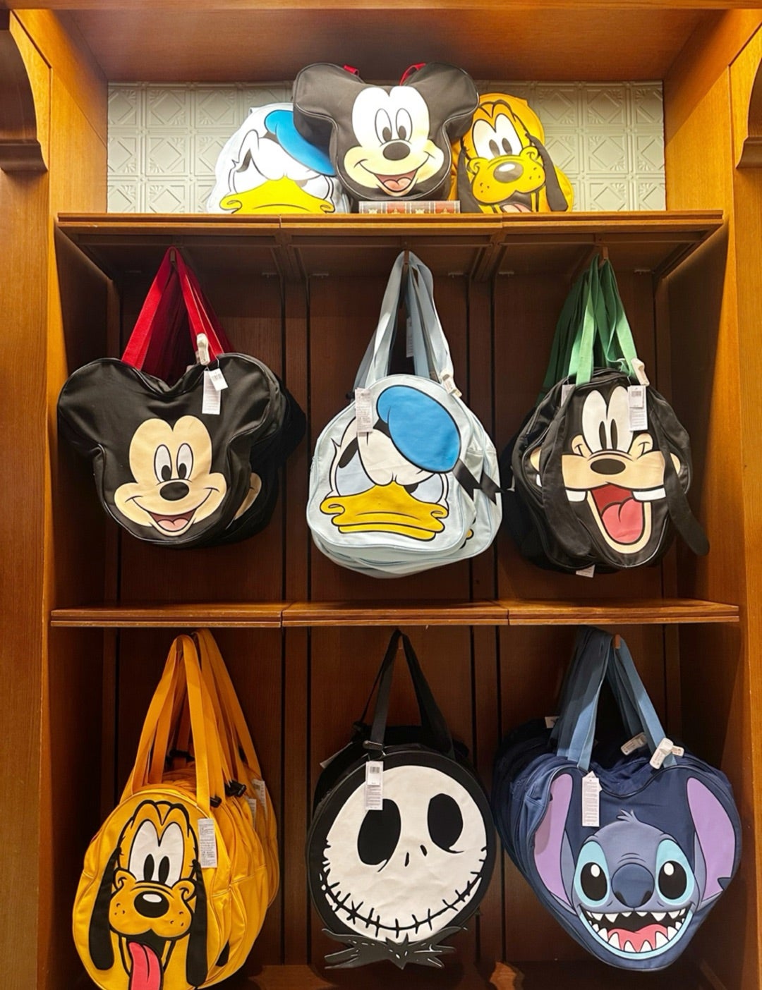 アナハイムディズニー・70周年が始まります！ | Crazy Cat Lady In San