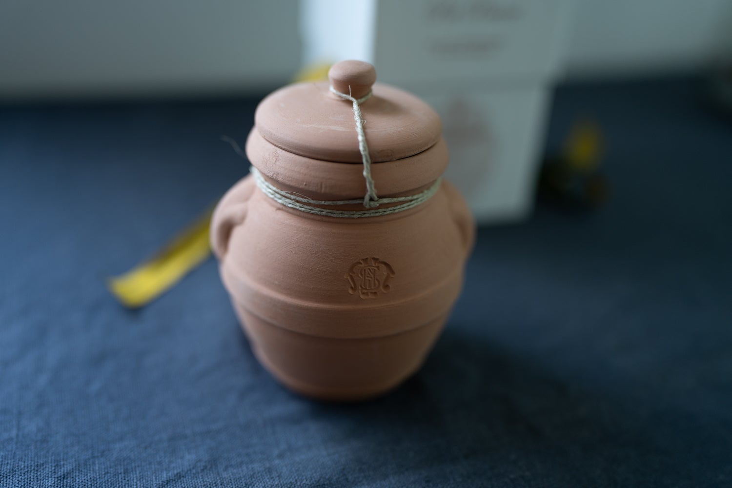 香りと共に暮らす：サンタ・マリア・ノヴェッラのポプリポット