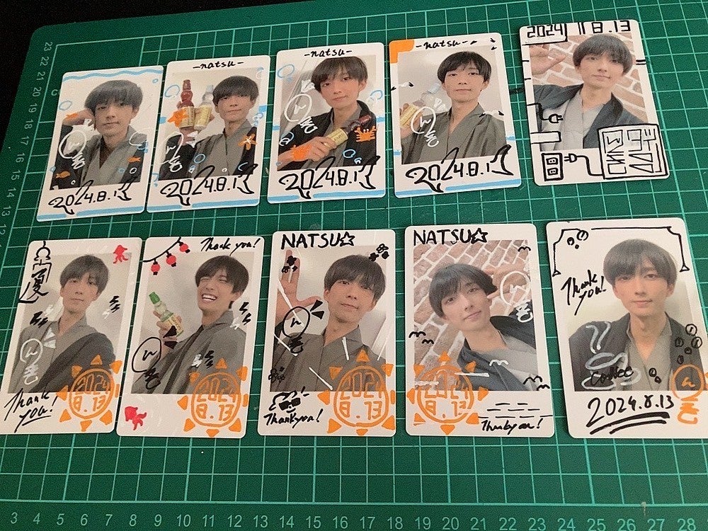 ダイノデンキ チェキ・ハピカ落書き大展覧会 2024 | ラムネ商店街