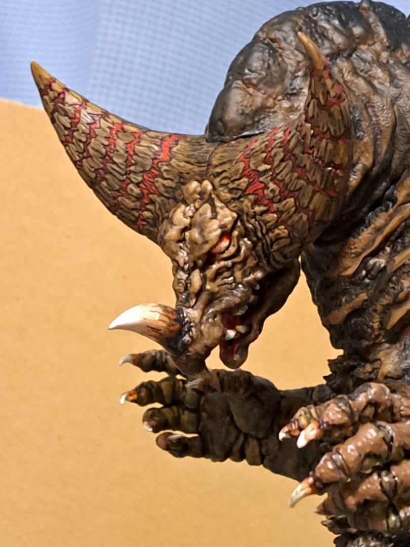 1番くじ ゴモラ 改造リペイント | ライトニングのフィギュア大好き(๑•̀