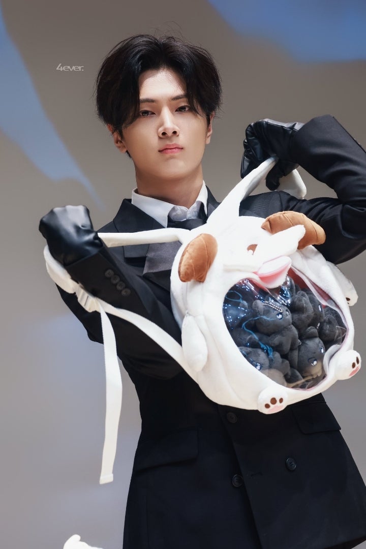 6/12 ENHYPEN ジェイ サイン会画像 | みいのブログ