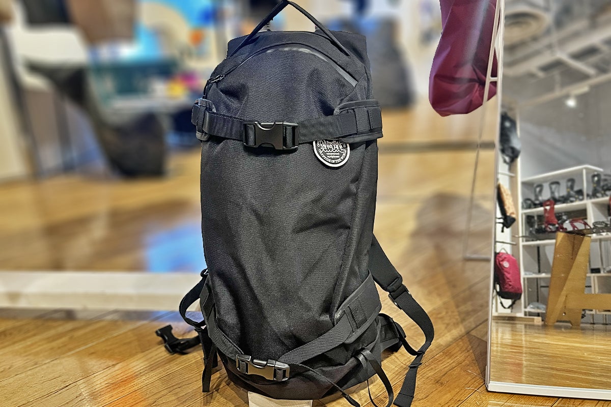 今年こそはお買い逃しなく19-20 Rain or Shine SC PACK 13L