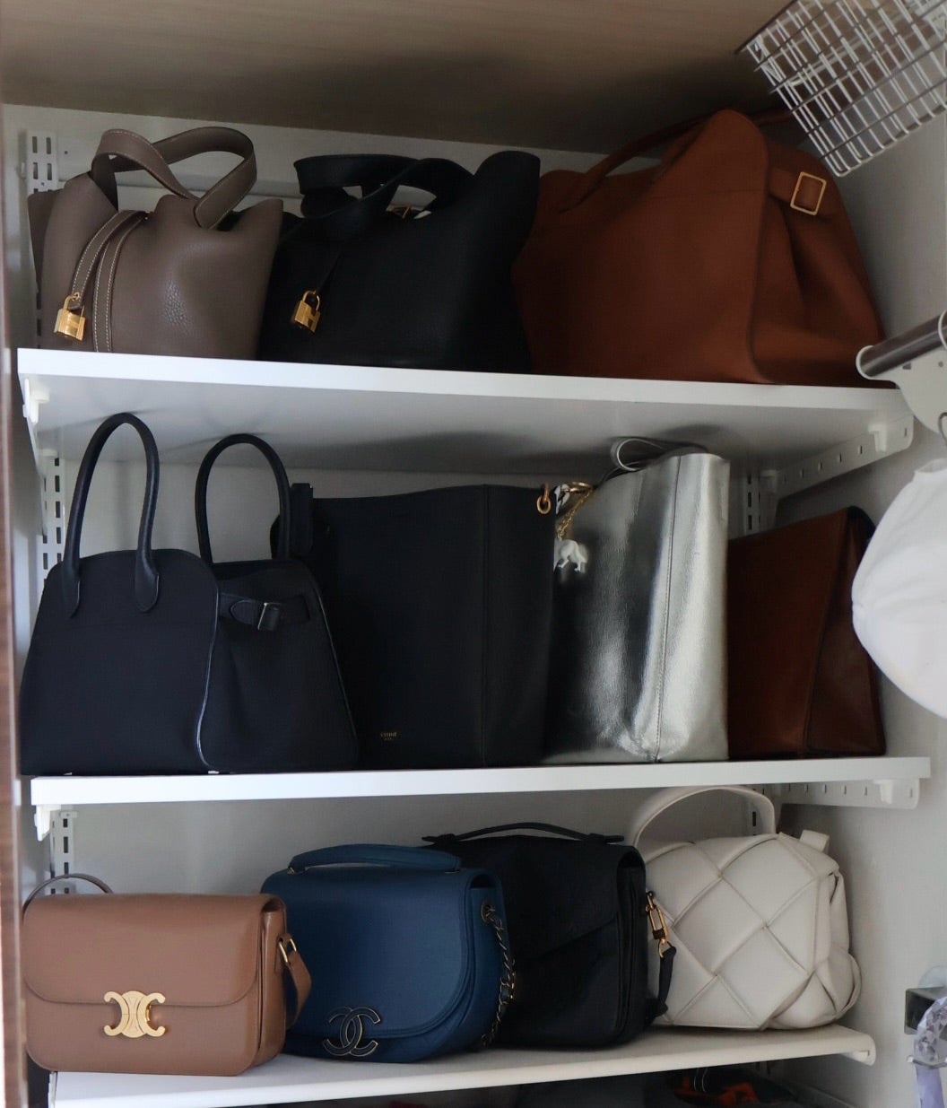 断捨離】手放したバッグの共通点はこの4つ。 | ほんとうに必要な物しか