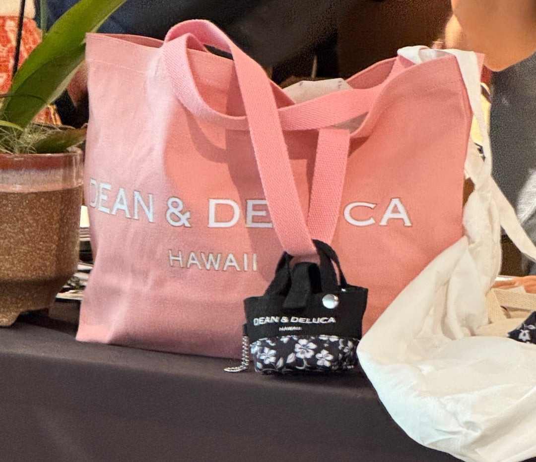 ハワイで今日発売のDEAN&DELUCAの限定ピンクトート | 桜井奈々