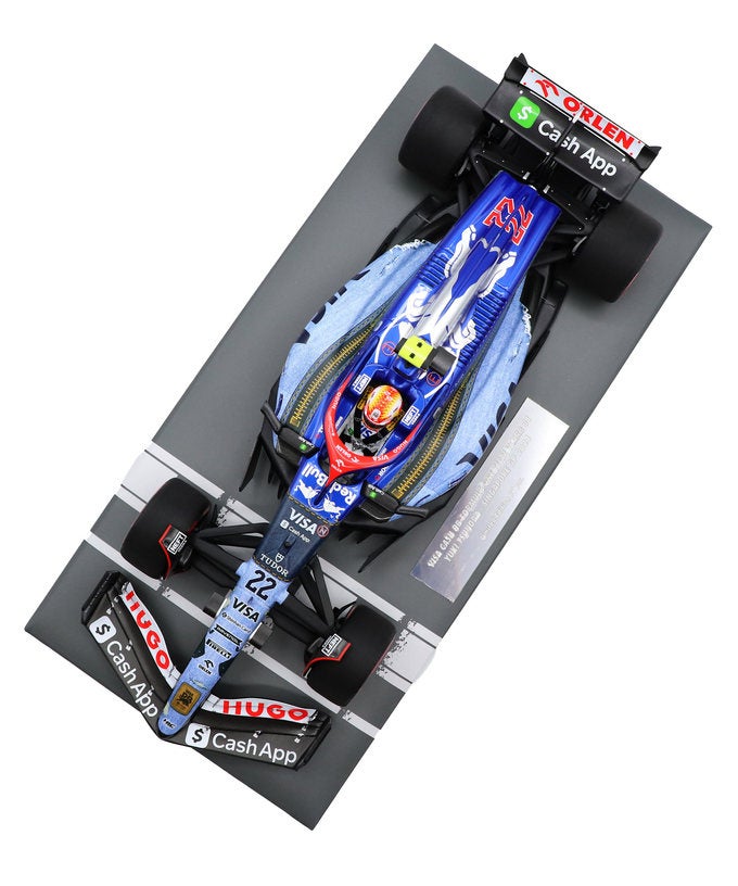 角田裕毅 2024年シンガポールGP VCARB 1/18スケールモデルカー登場