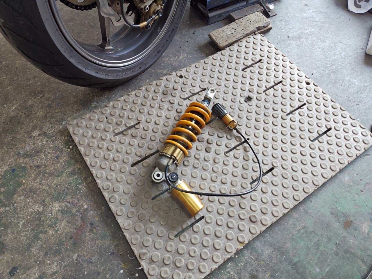 ZX-12R 秋の長距離走に向けてメンテなら～足回りやサブコン