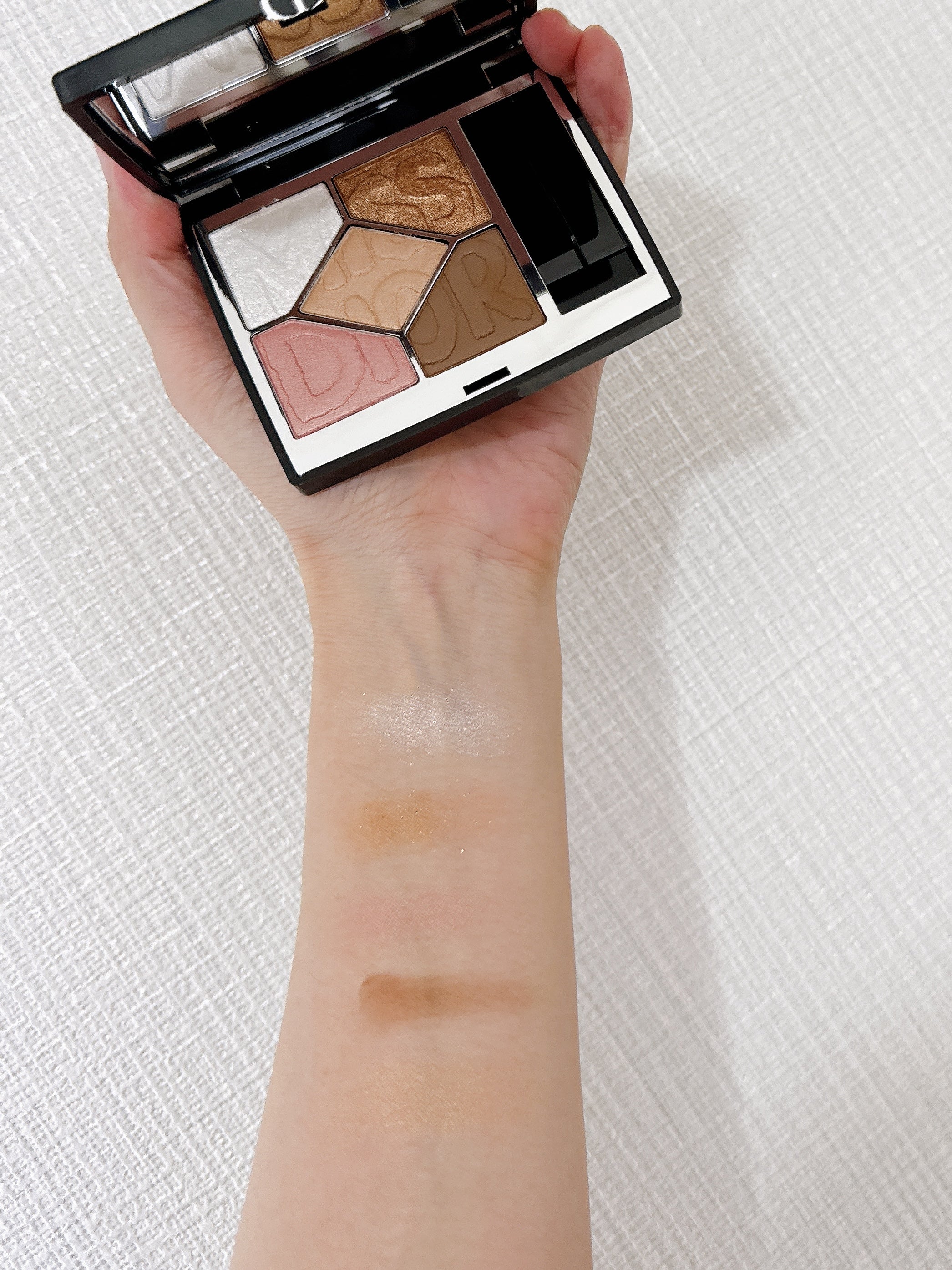 万能すぎる大人ベージュパレット♡ DIOR新色 サンク 664 ワイルド