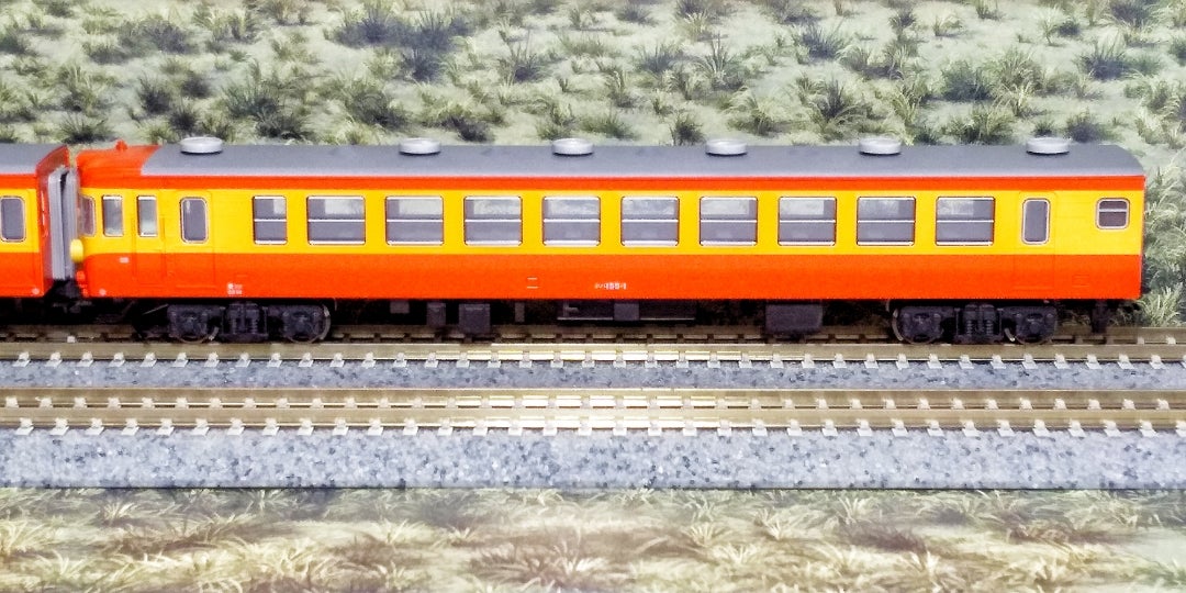 KATO 155系修学旅行電車「ひので・きぼう」8両基本 入線‼️その➁(品番