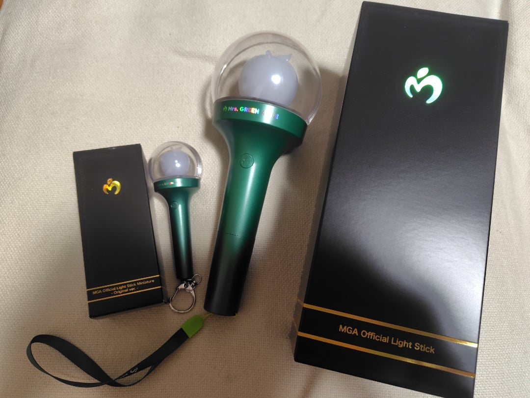 Mrs.GREEN APPLE…大小ペンライトと会員カード | MEmorandum