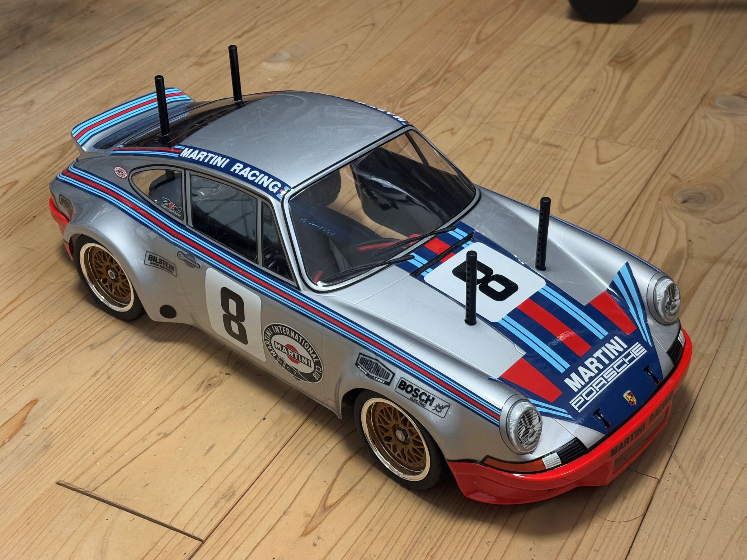 TT-02】 ポルシェ 911 カレラ RSRを作る !! | robertsのラジコン日記