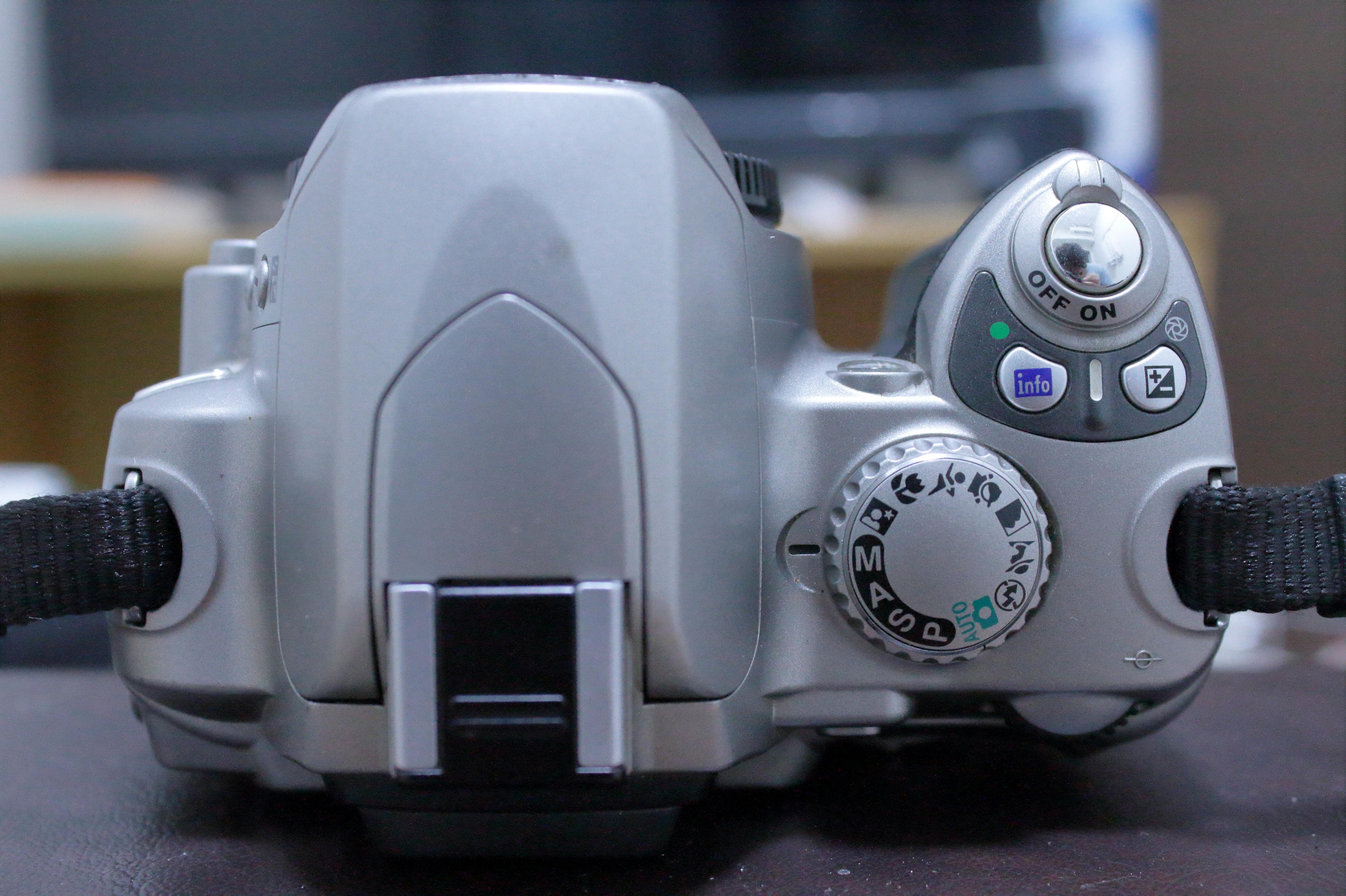 カメラのはなし（パート37 ‐ニコンD40 前編 カメラ概要編