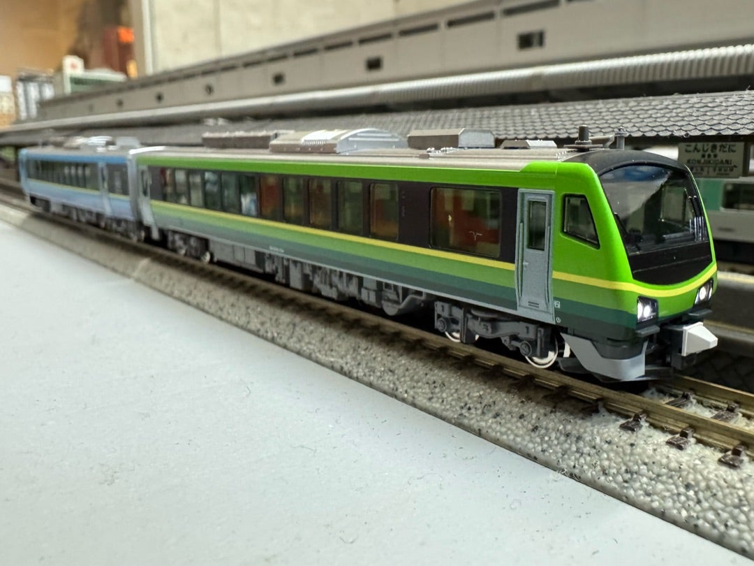 KATO「HB－E300系SATONO」 | きままな鉄道模型