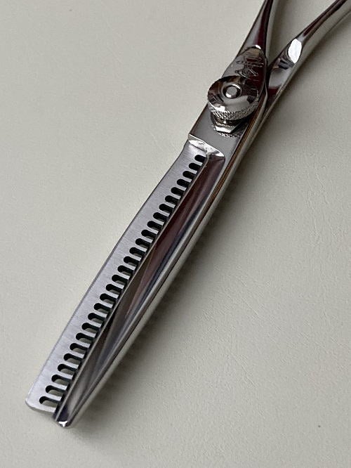 逆刃のセニングについて | ハイネッタシザー製造販売のアルプス