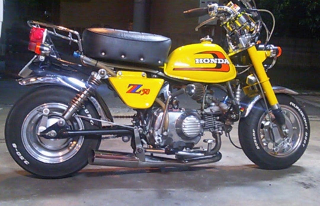 モンキー マフラー とぐろマフラー トルネードマフラー ボアアップ