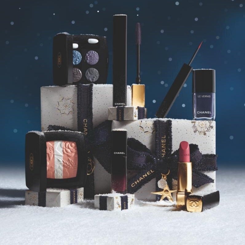 CHANEL》クリスマスコフレ2025♡ポーチ付きが予約できる⁈ | アラサー妻