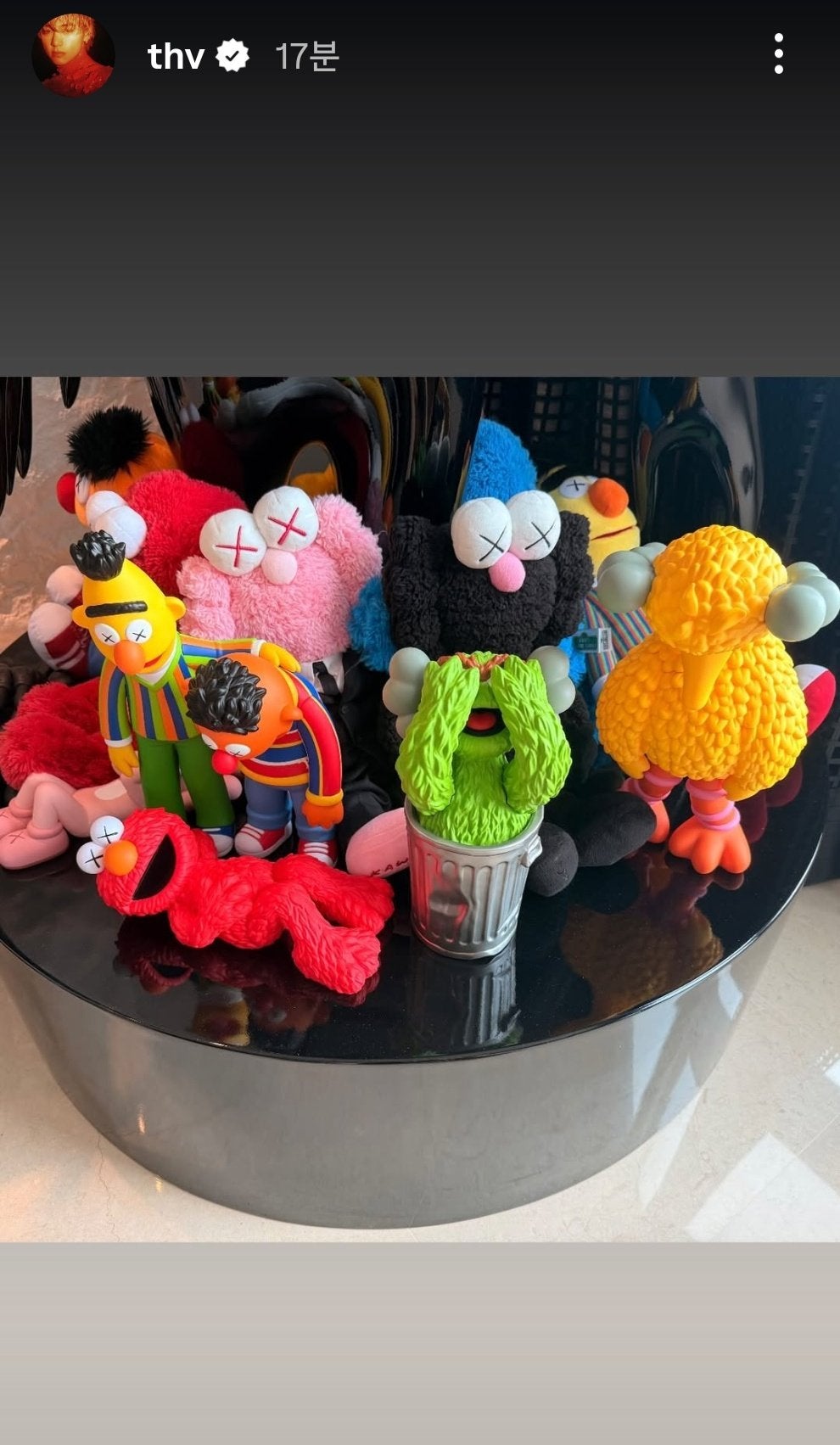 KAWSとセサミストリートを好きなメンバーは、テテの他にもRMやJ-HOPE