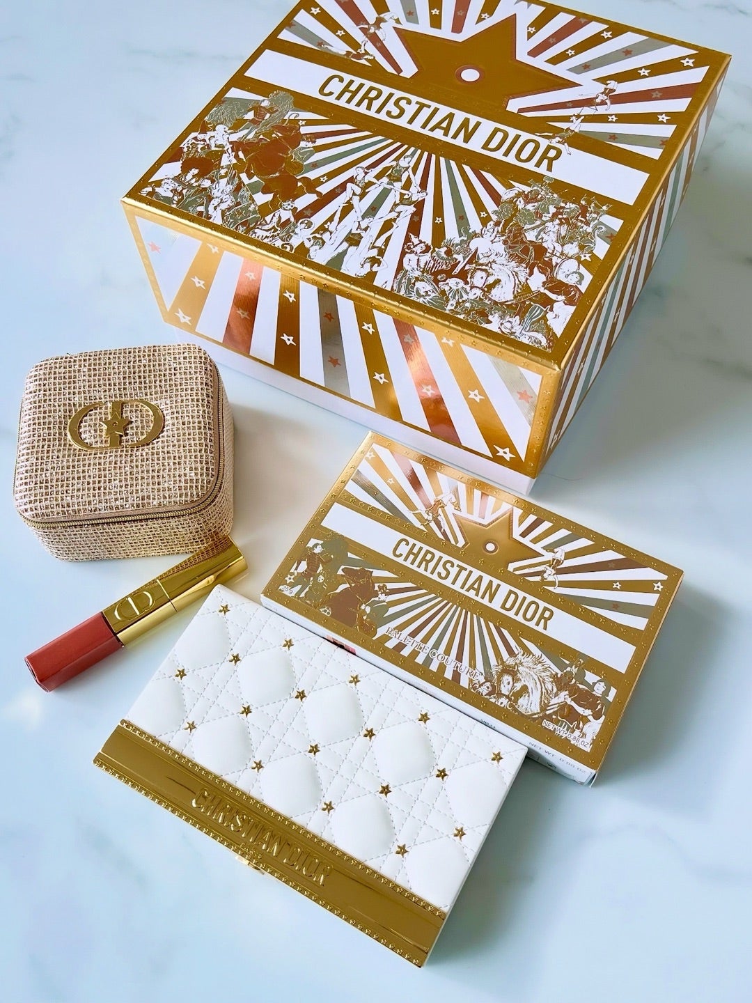 ディオールホリデー限定の【クチュールマルチユースパレット