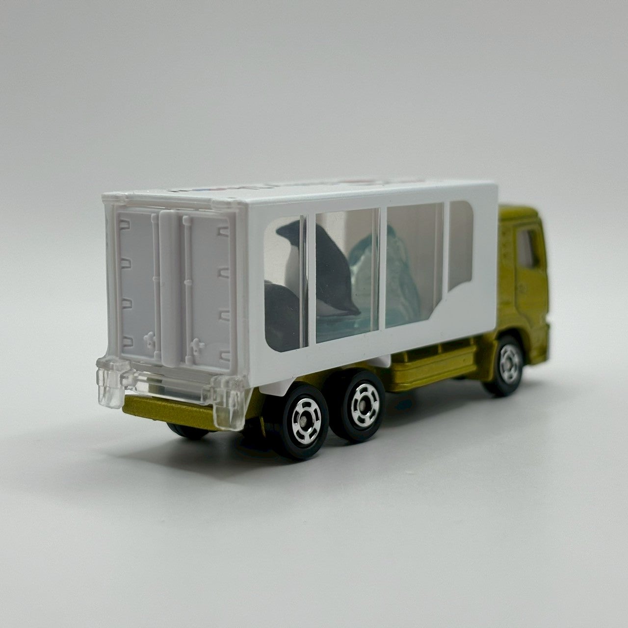 JMS2025開催記念 No.10 UDトラックス クオン ペンギン運搬車 | トミカ103ca