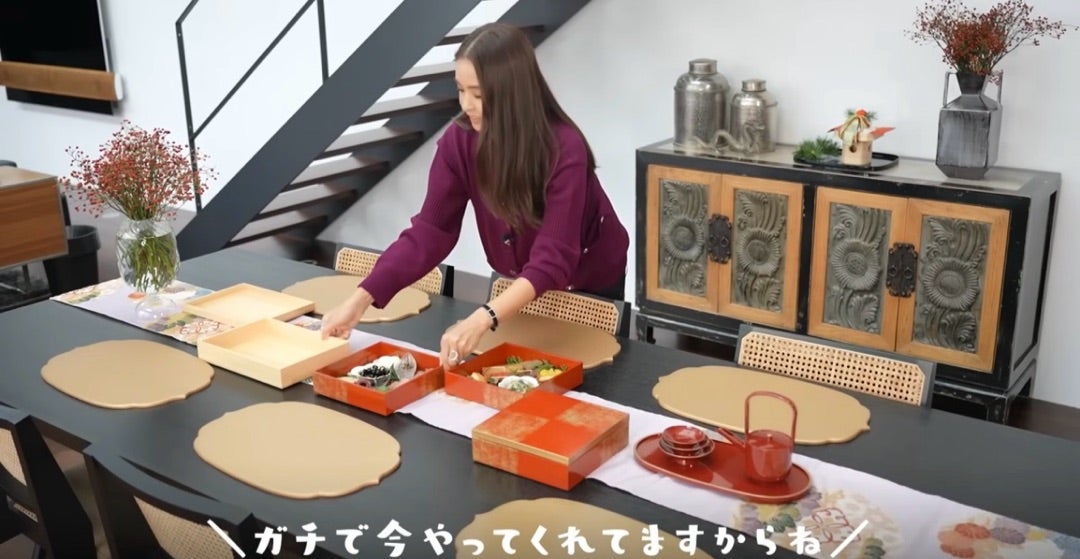 滝沢眞規子さんのお正月テーブルコーデ2026年まとめました② | 2歳