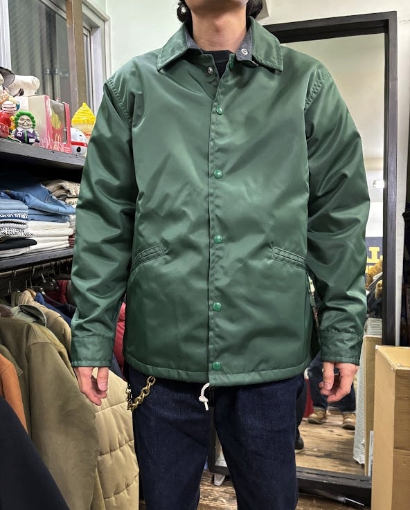 今日はクッシュマンリバーシブルベストとコリンボコーチジャケットの