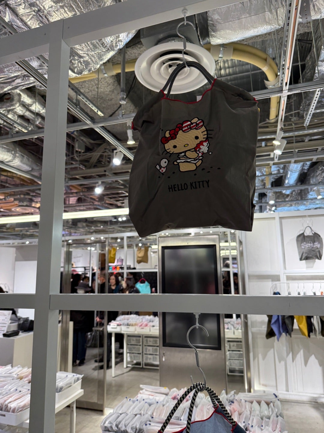 抽選先着全滅 ボールアンドチェーンのキティちゃんコラボ