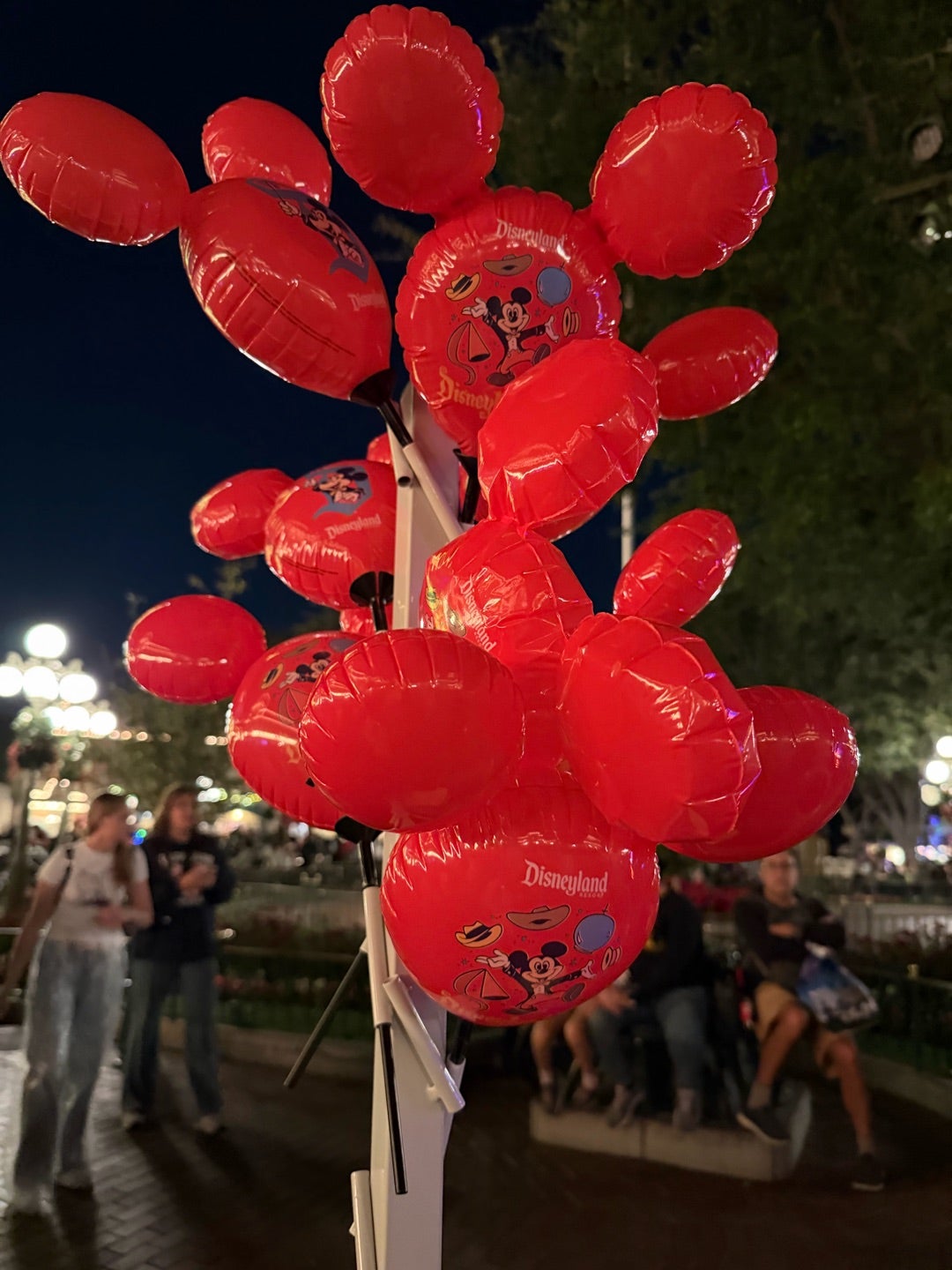 可愛すぎる！カリフォルニアディズニークリスマスデザインの